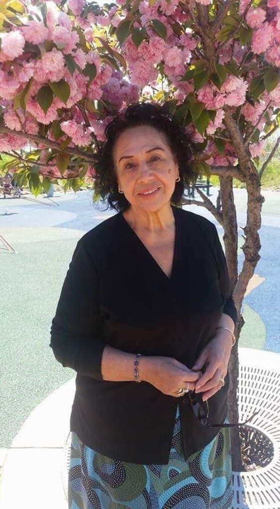 Jenny Flores Profile Photo