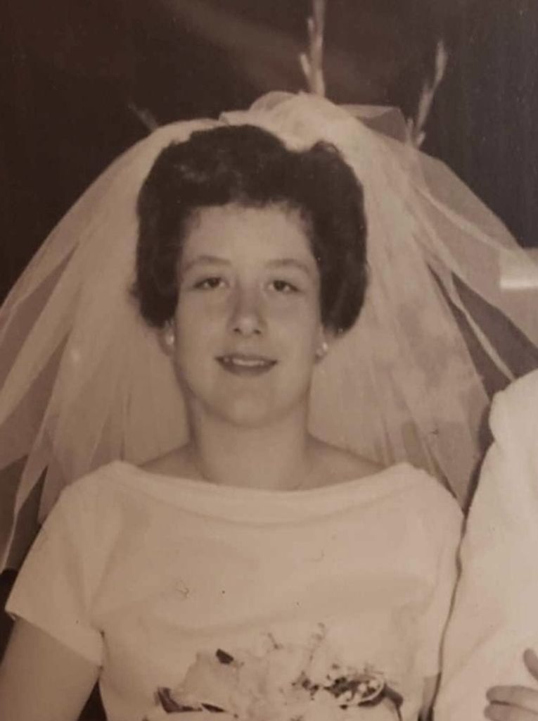 Margaret "Peggy" (Deitsch)  Graver
