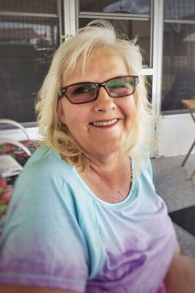 Rebecca Kay Lauthern Profile Photo