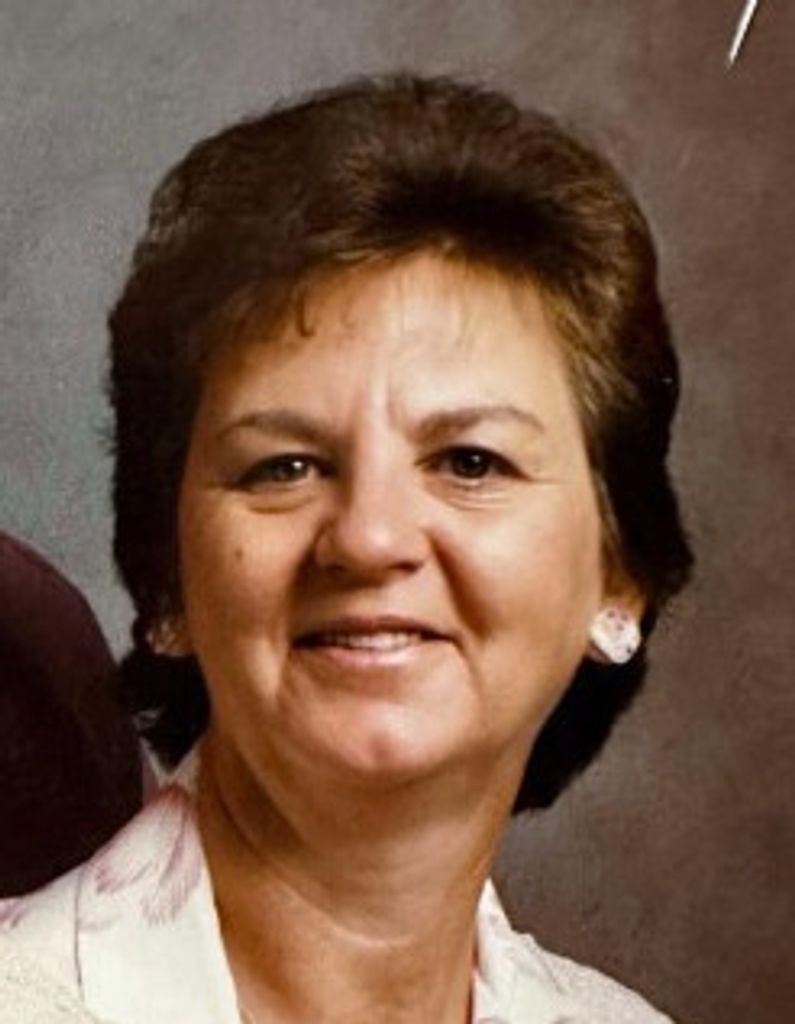 Beverly (Sidwell)  (Welsh) Cinquepalmi Profile Photo