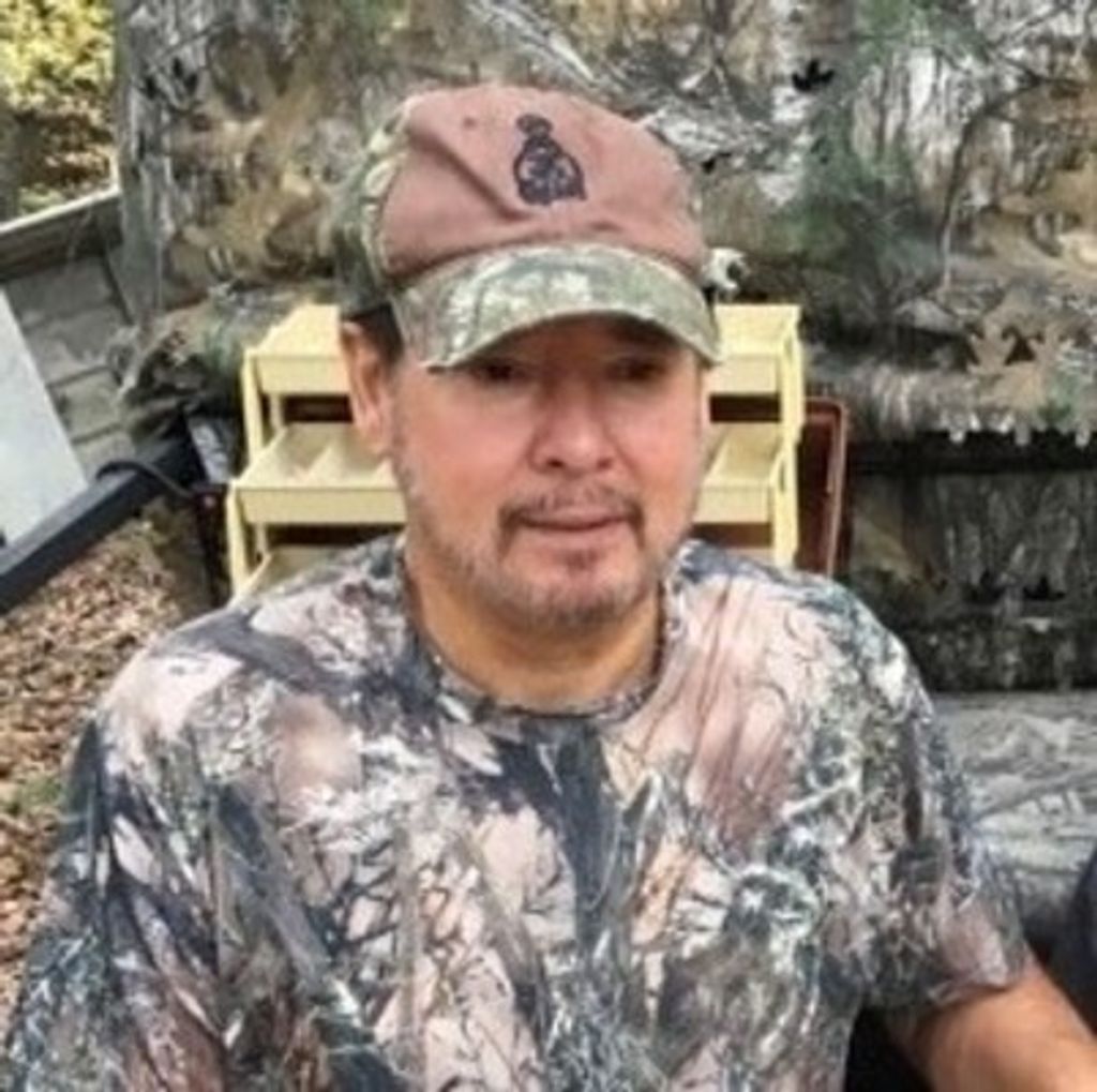 Johnny Gutierrez Profile Photo