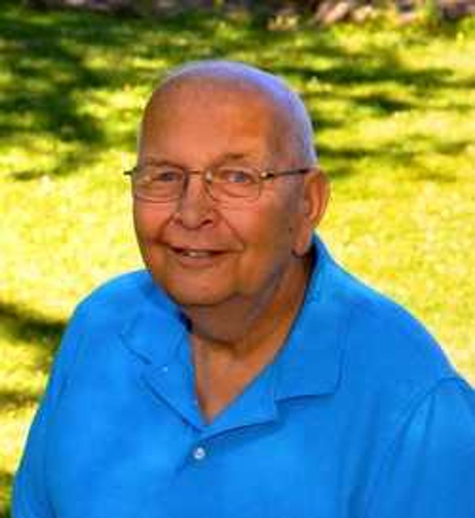 Dennis Schultz