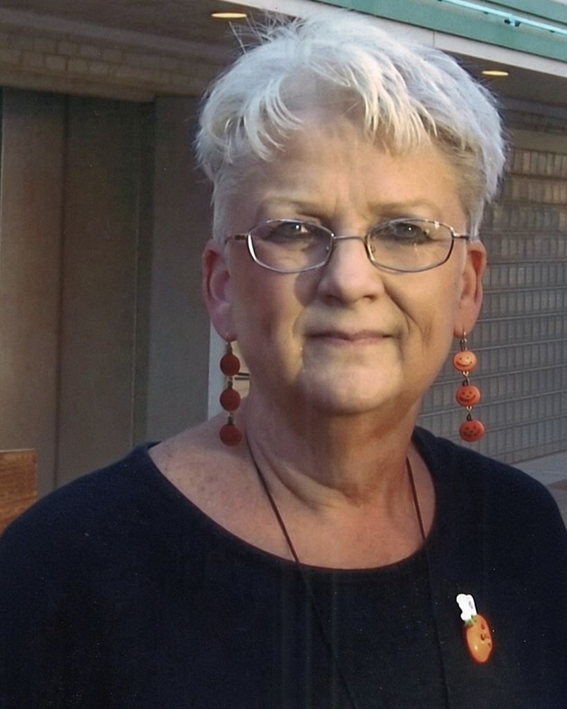Beverly Mitchell Casteel