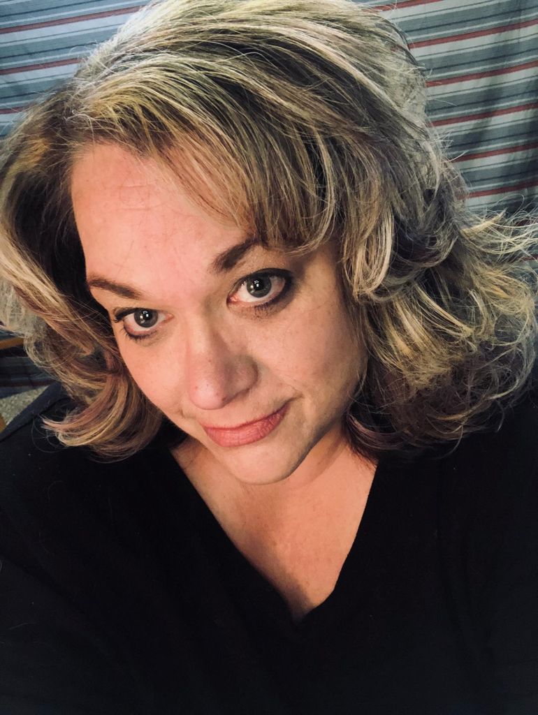Holly Kroes