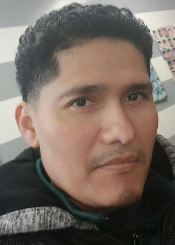Roberto Carlos Reyes Profile Photo