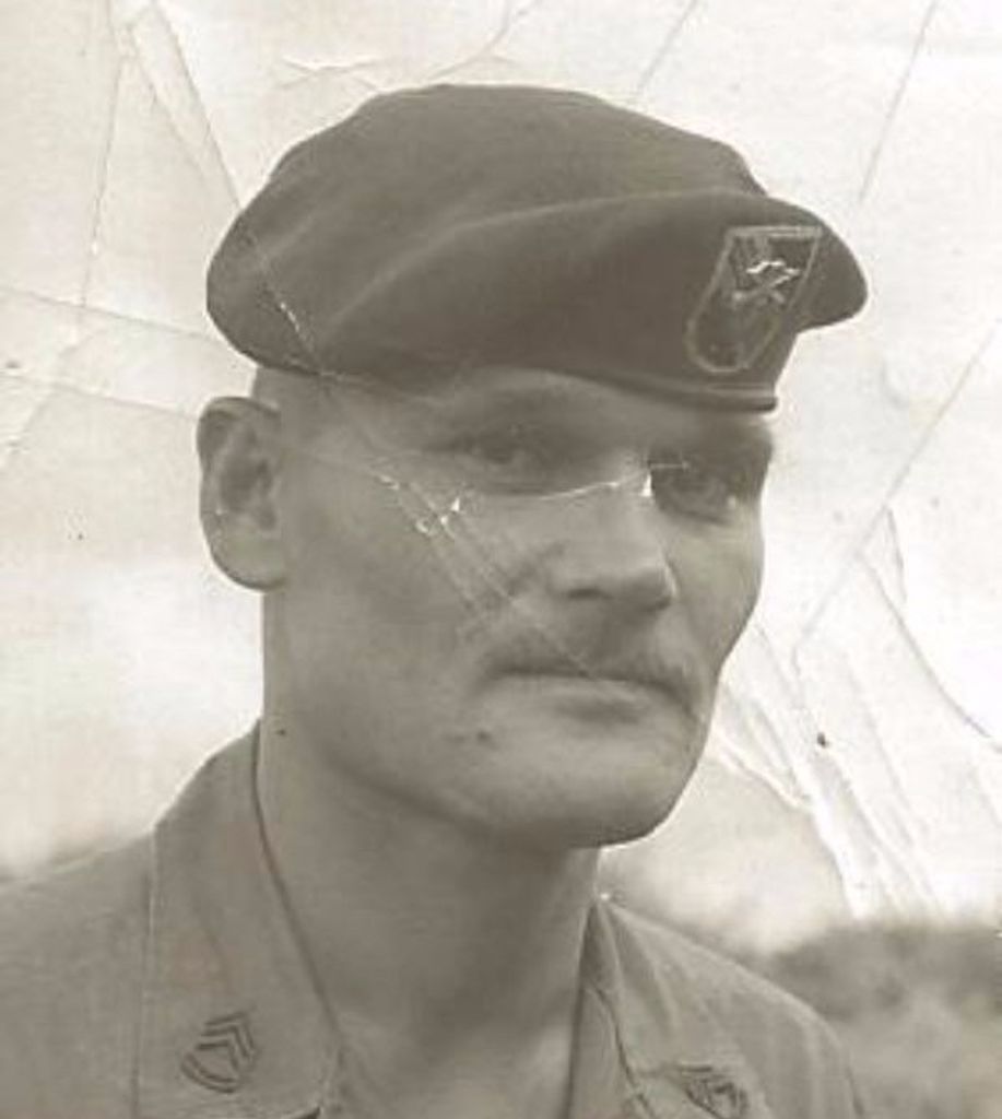 Floyd  Wallace Rettman