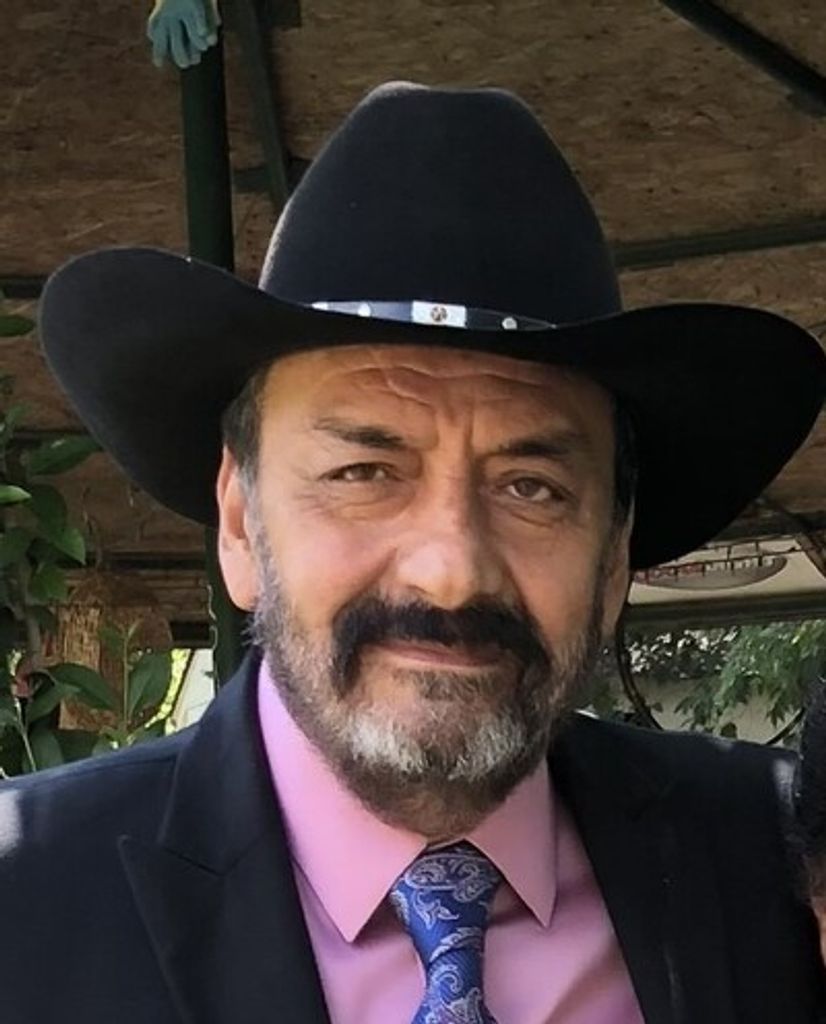 Hector G. Esparza Profile Photo