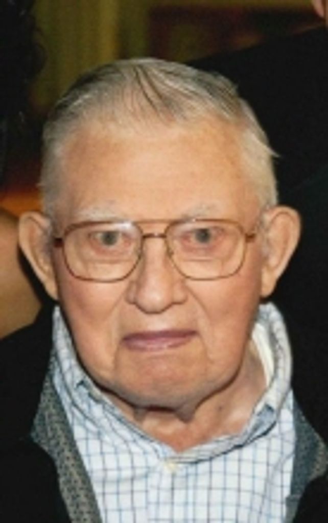 Linus Weiss Profile Photo