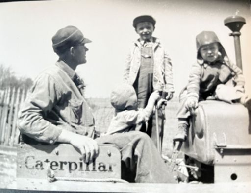 Ralph W. Sanders photo gallery thumbnail 50 of 59
