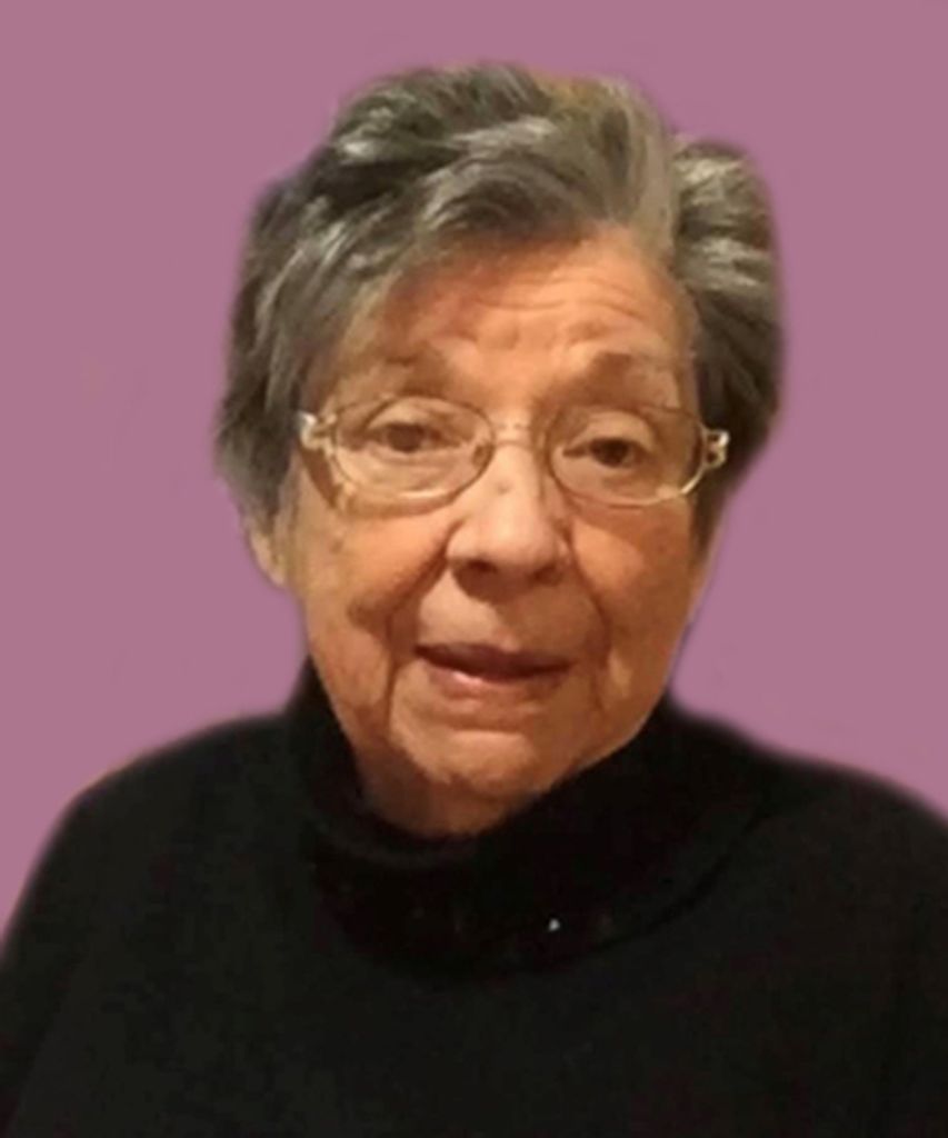 Lillian Mary Mckenzie Profile Photo