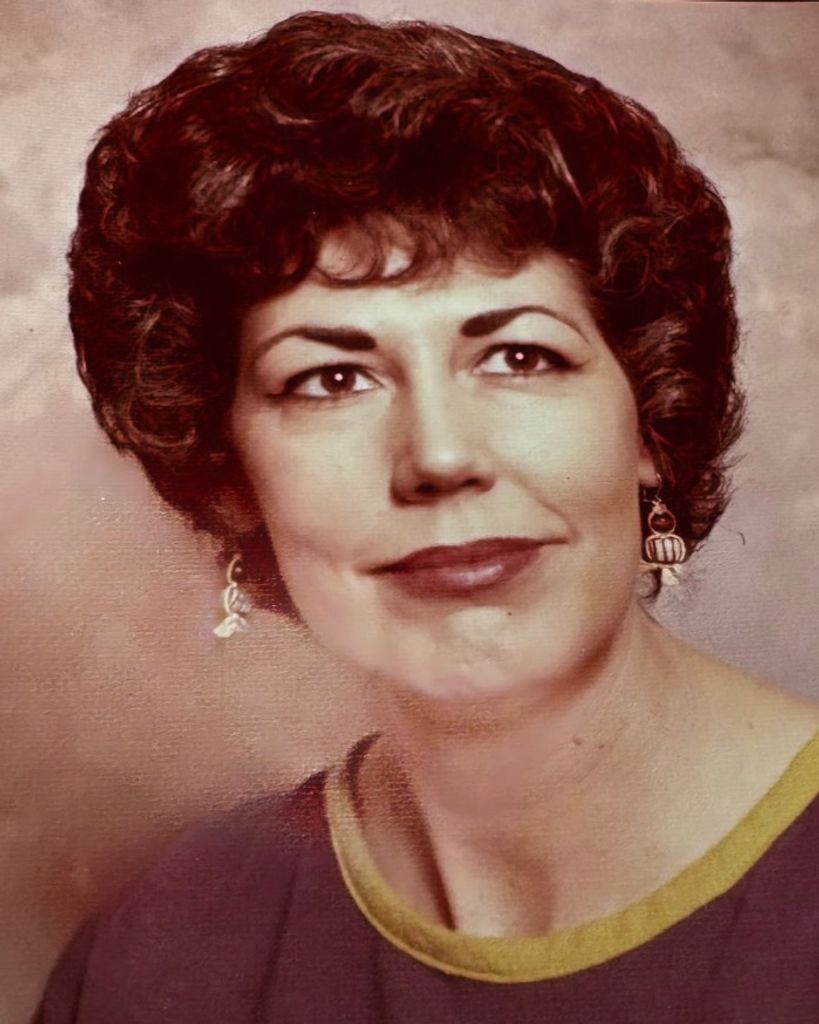 Mary Elliott Profile Photo