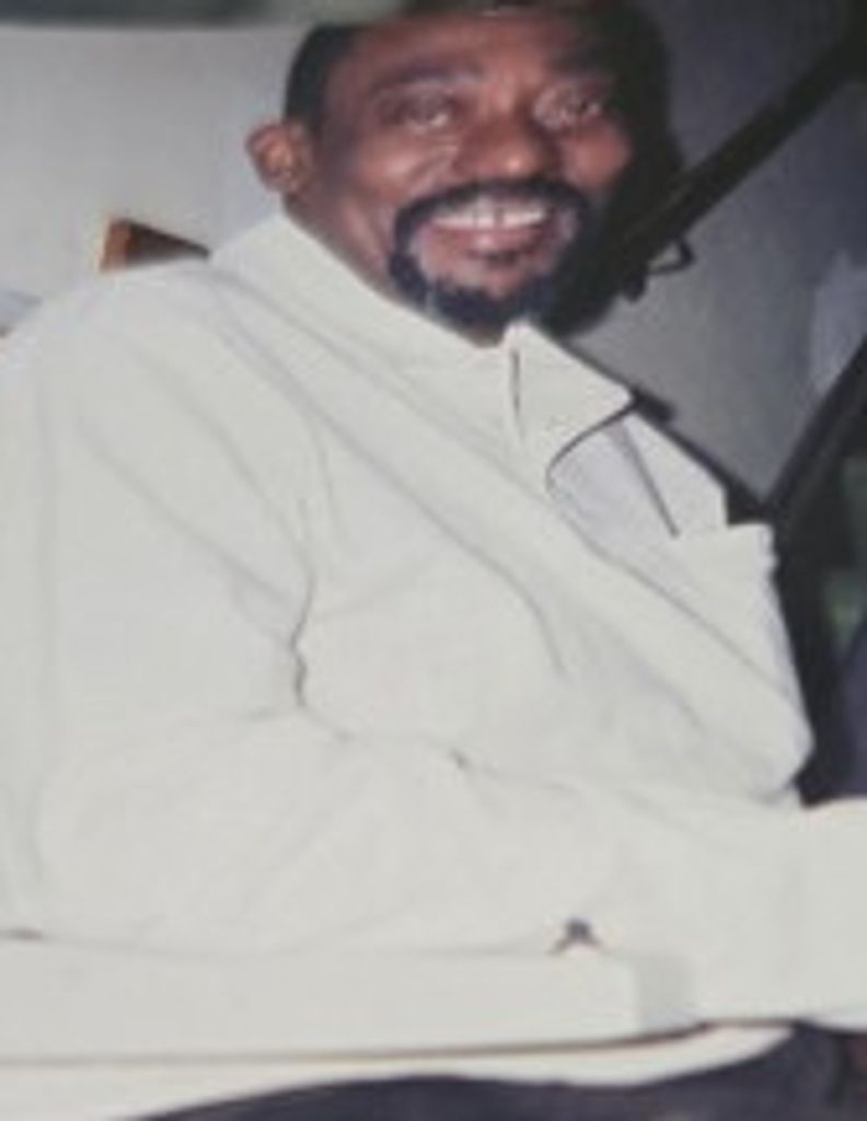 Bennie Lyons, Jr. Profile Photo