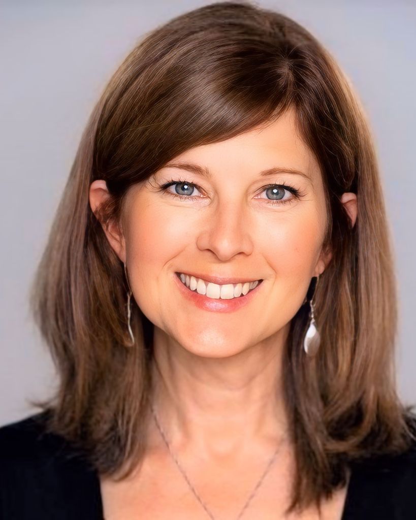 Reneé Carolin