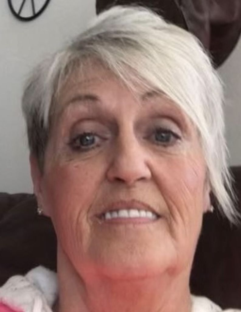 Linda E. Carson Profile Photo