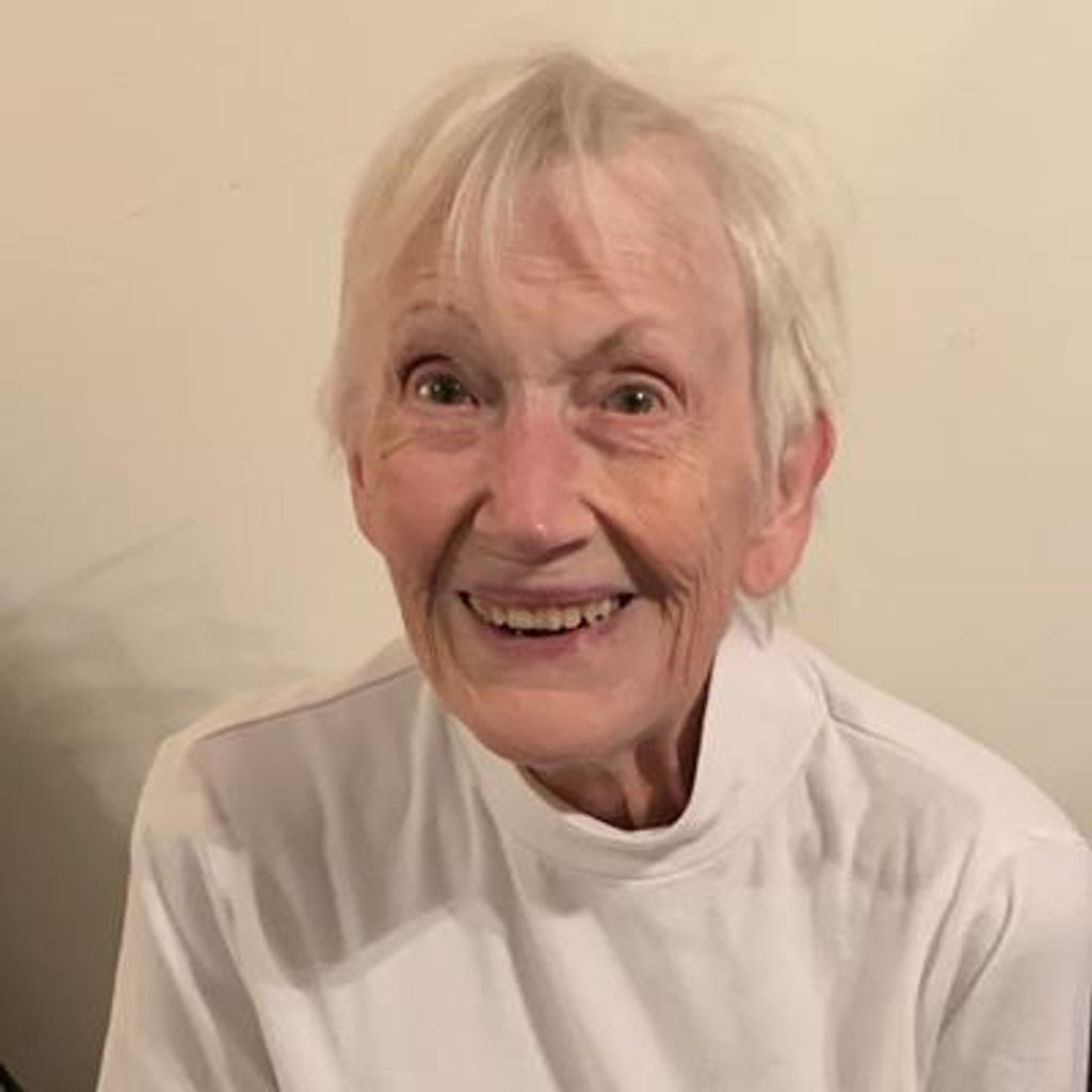 Emmajean Buttles Profile Photo