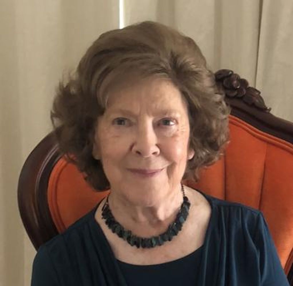 Sarah Russell Profile Photo