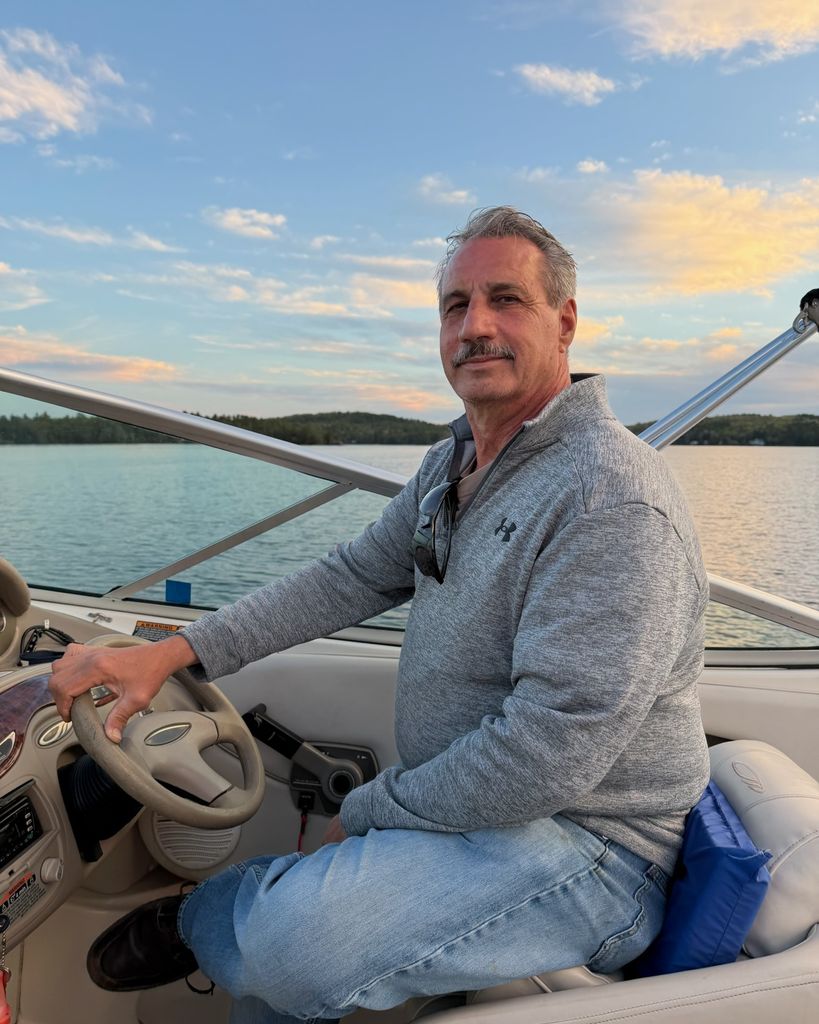 Richard "Rich" E. Chateauneuf Profile Photo