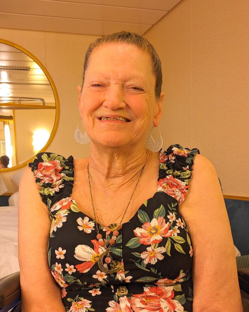 Debra Wallace Profile Photo