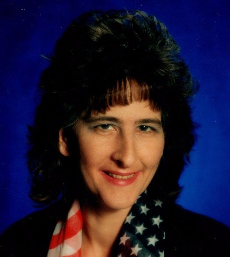 Michelle  Lee Kuzakin
