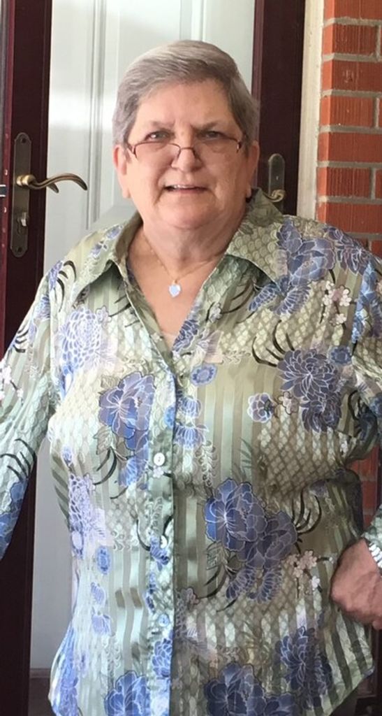 Nellie Rachel Tucker Profile Photo