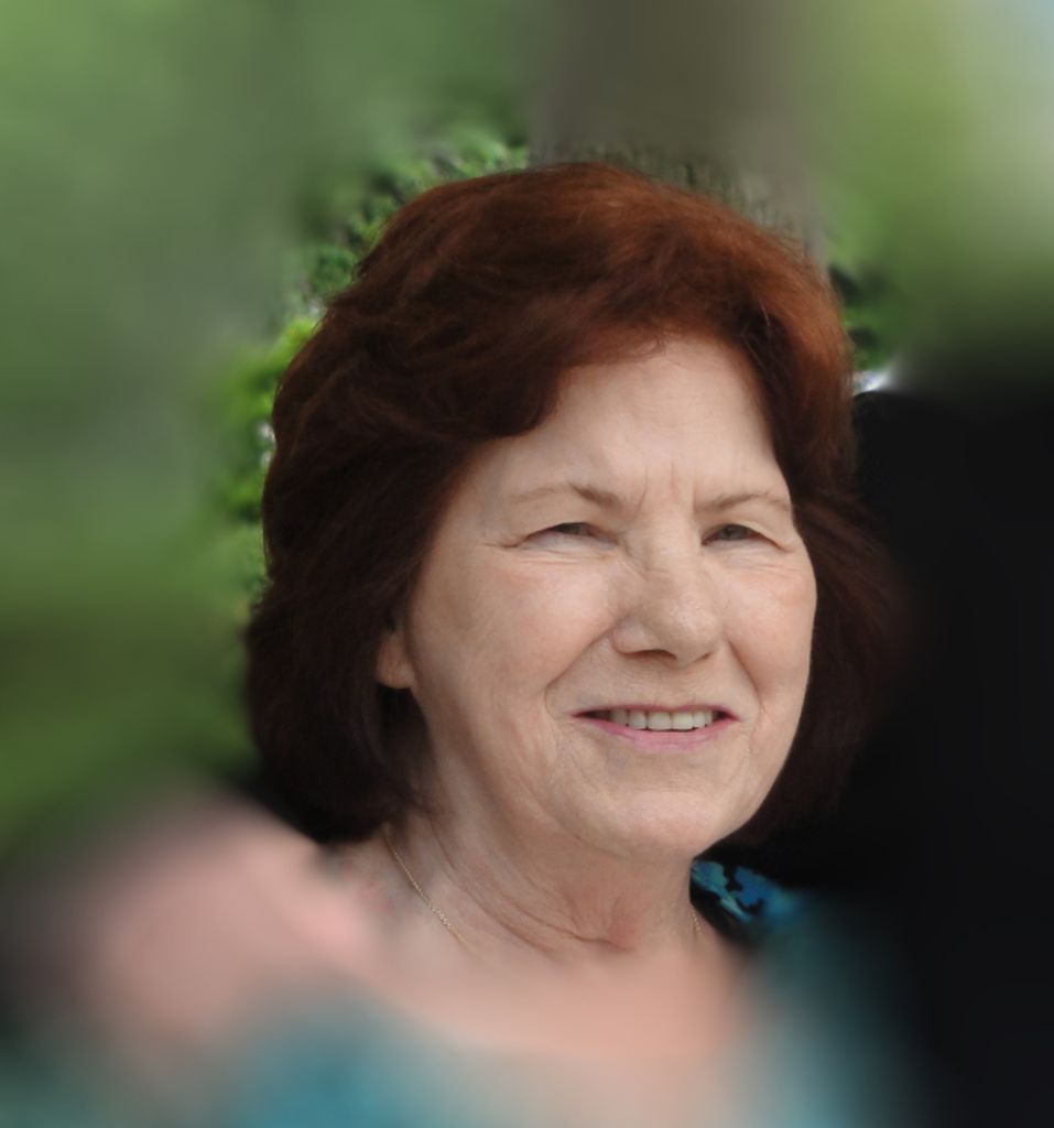 Simone Carol Daukzsewicz