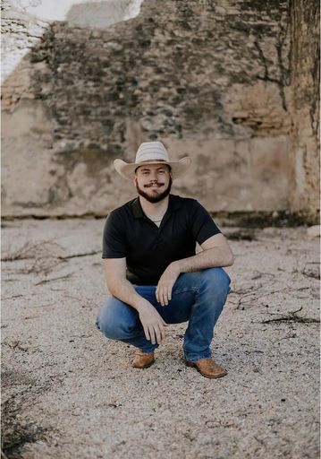 Evan Curtis Brown Profile Photo