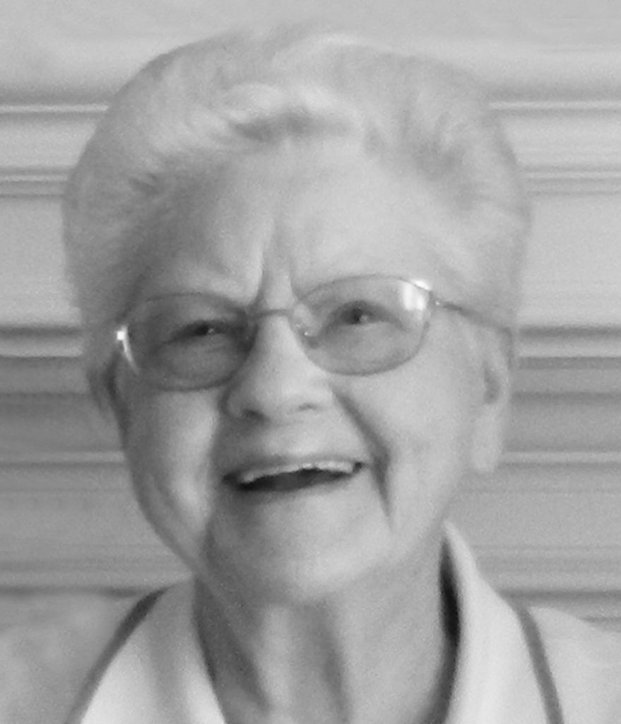 Lola  Mcneill