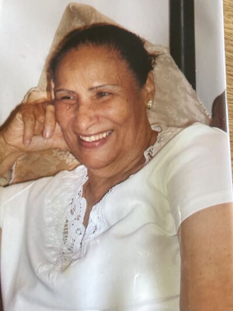 Ms. Carmen Smith