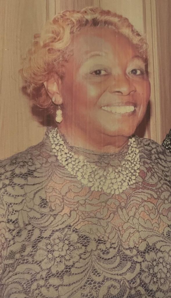 Pauline Lee Davis Profile Photo