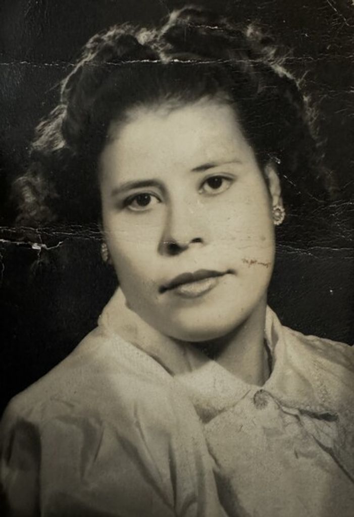 Maria Refugio Briones Profile Photo
