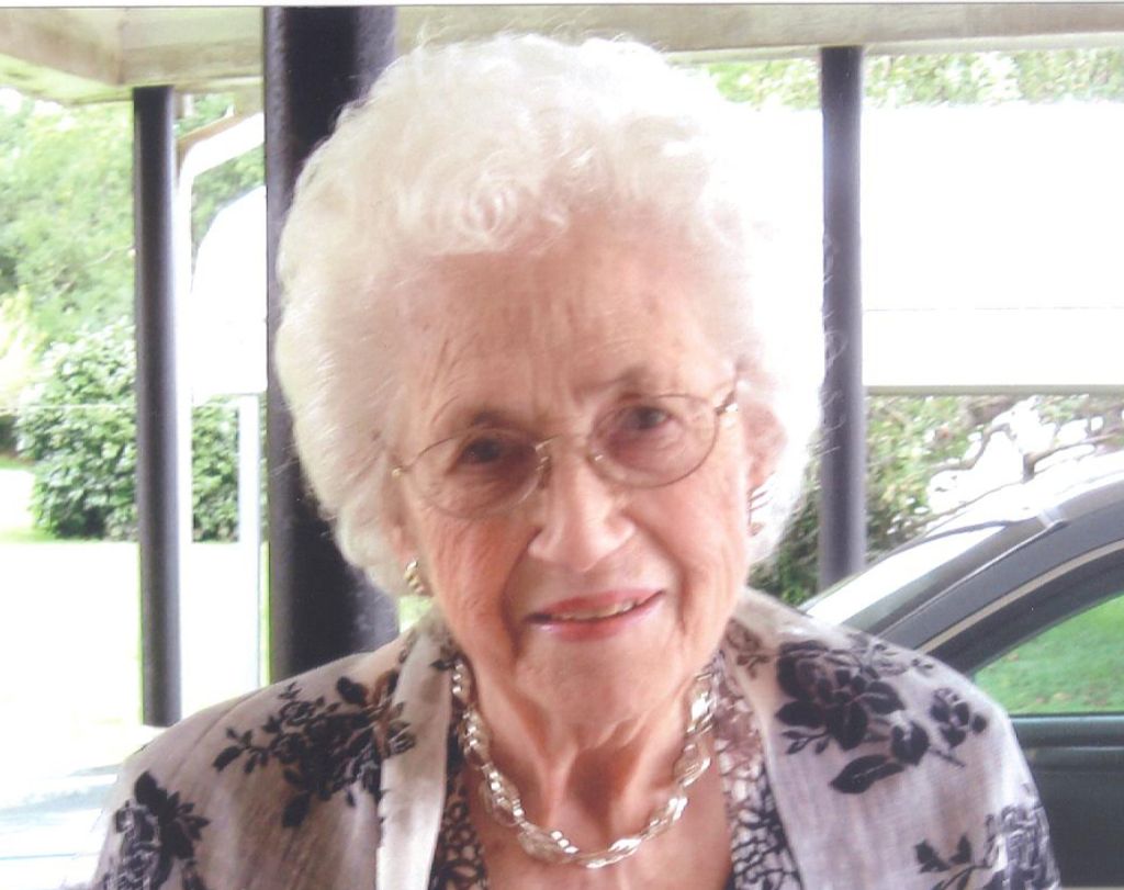 Sarah Lee (Dodson)  Kerr