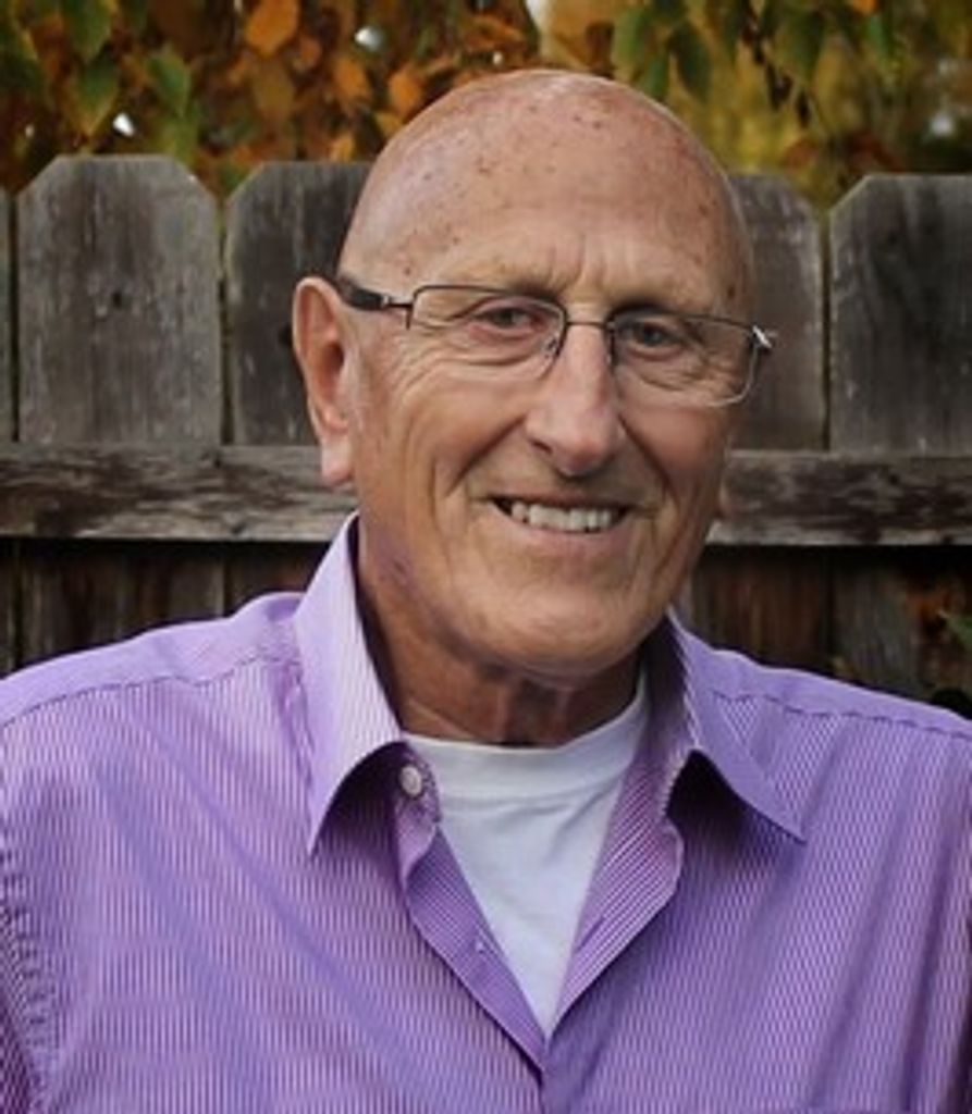 Elwood Holmes