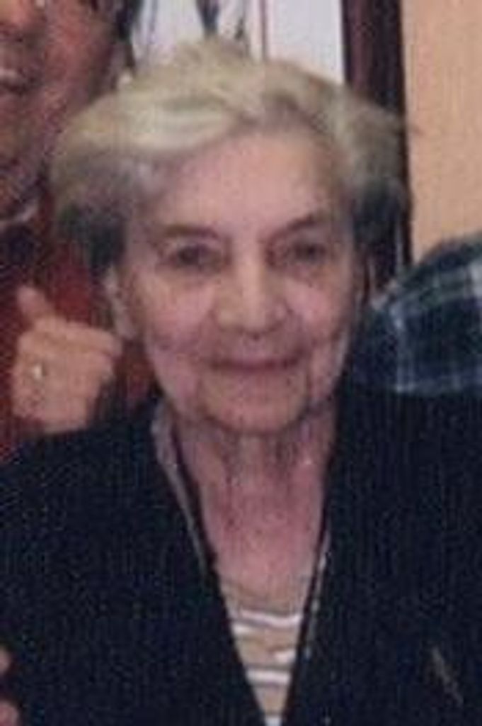 Lillian Mae Carlan Profile Photo