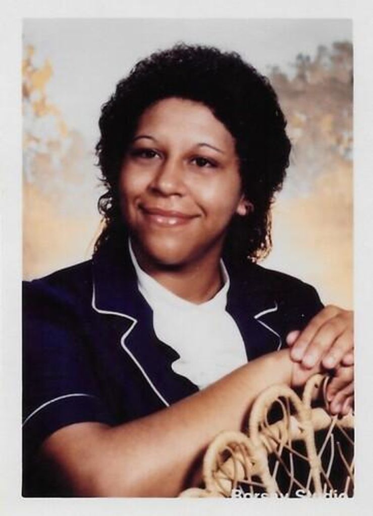 Shannon L Harris Profile Photo