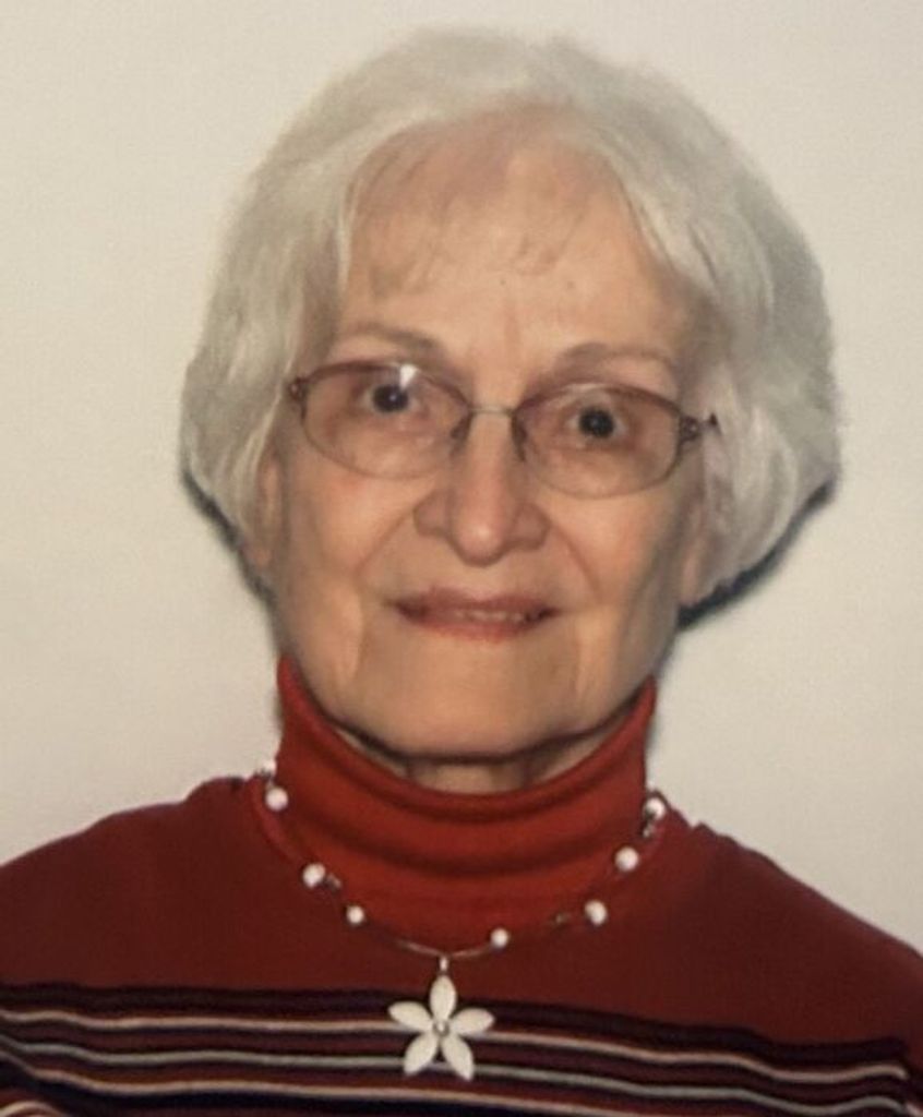 Mary Triola Profile Photo