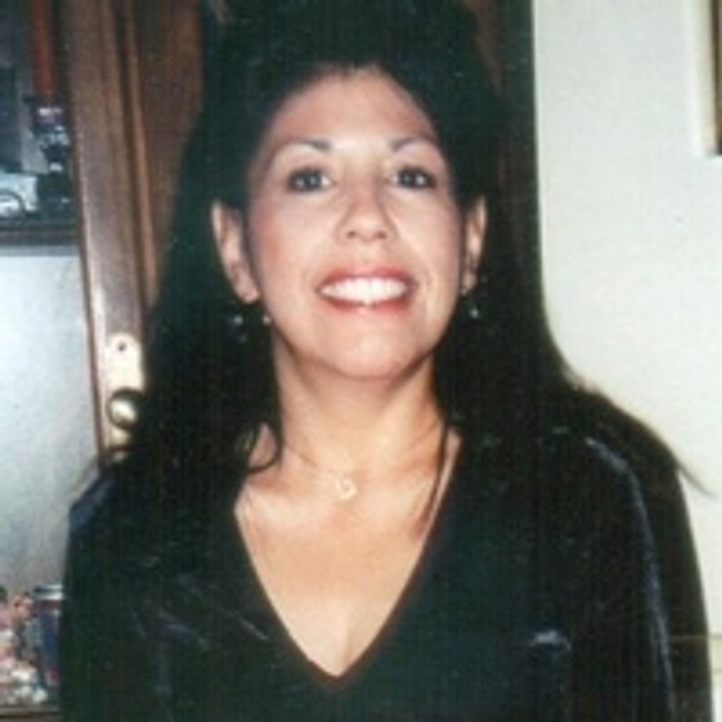 Carlotta Castillo Profile Photo