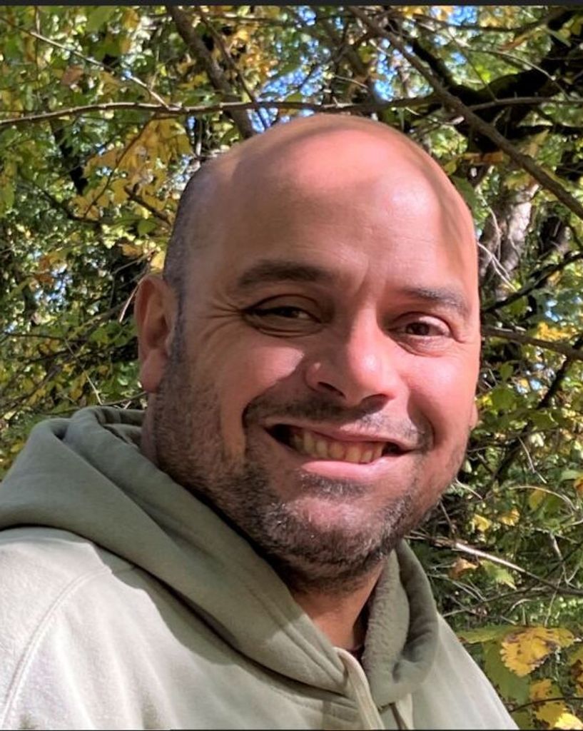 Mr Ramon A.  Perez Jr.