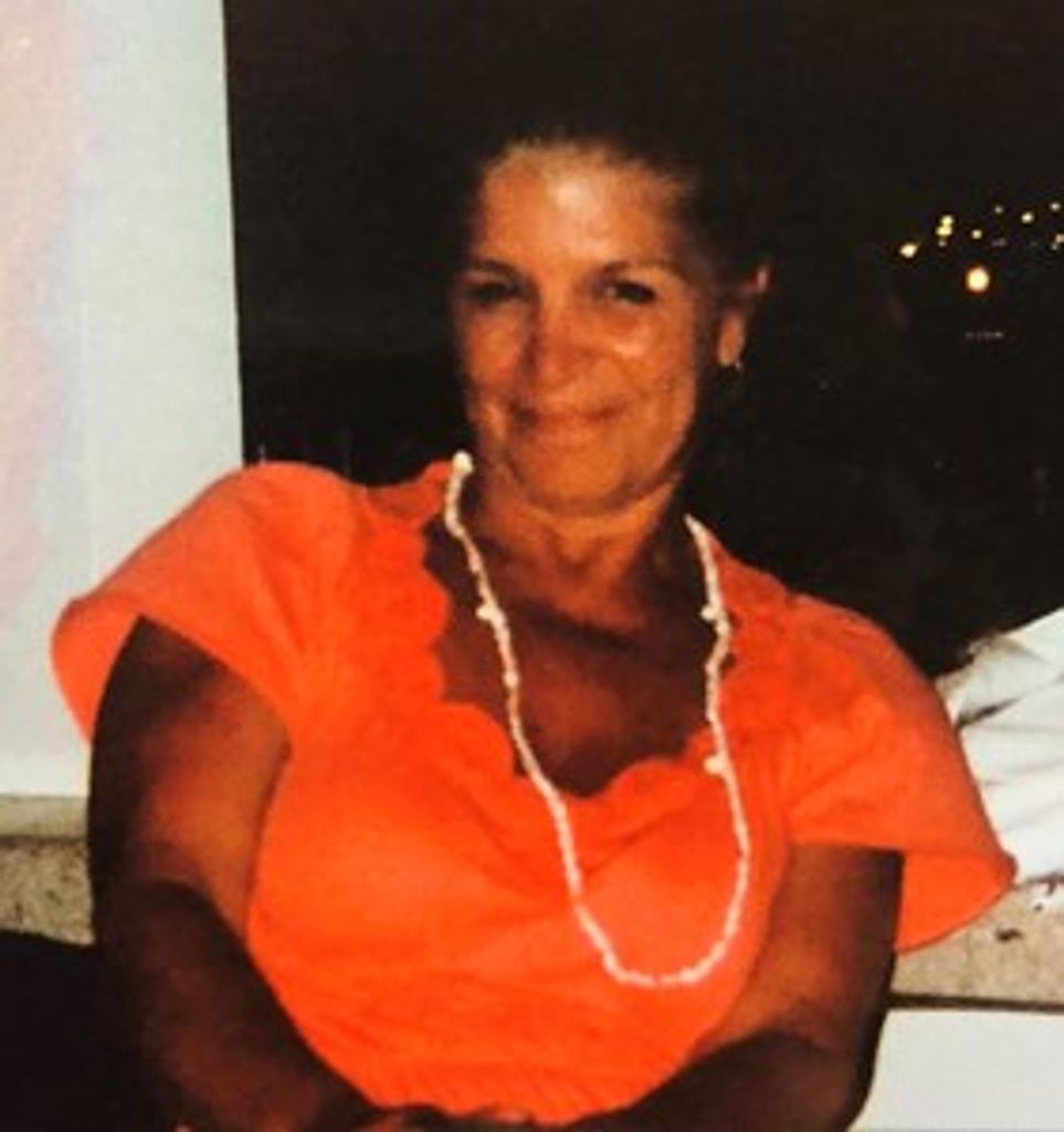 Claudia Lynne Warren