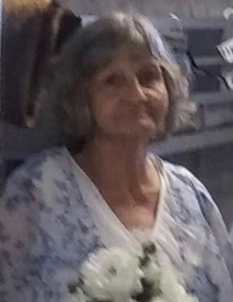 Patricia (Bradley)  Barra