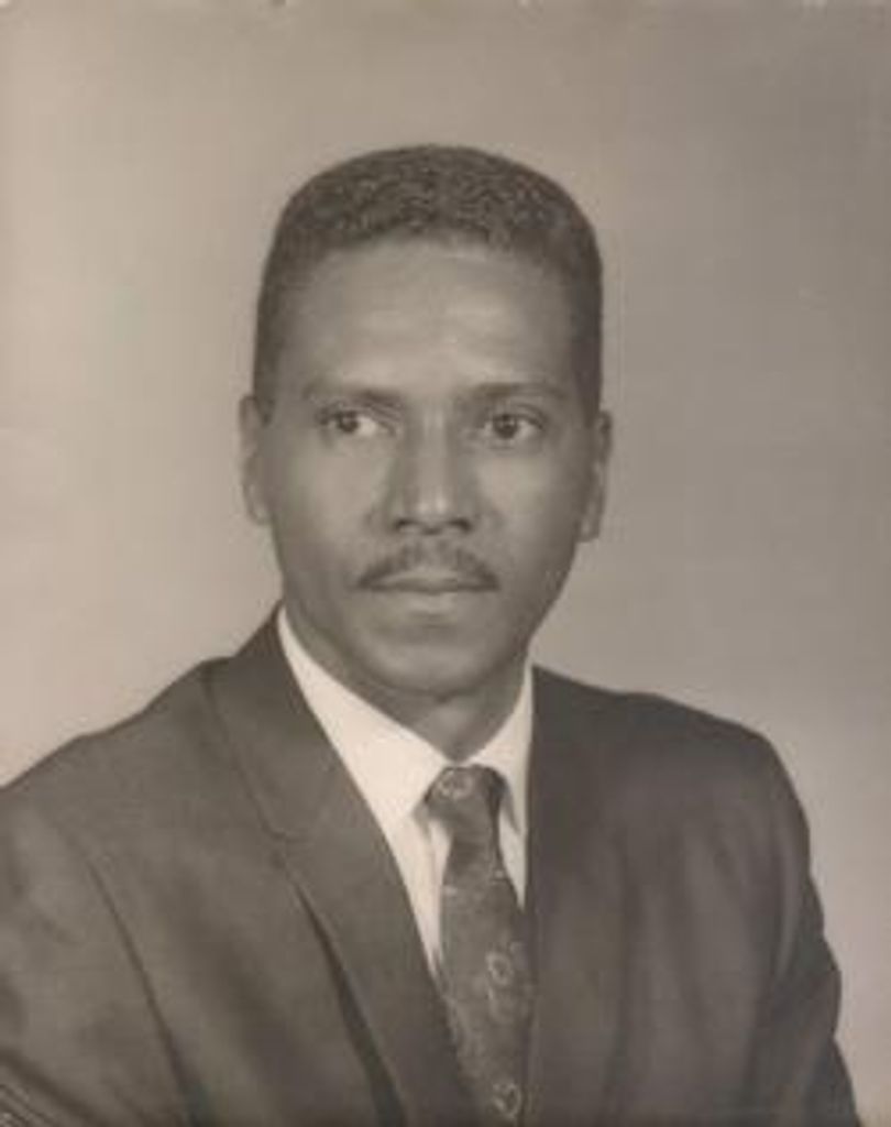 Mr. Warner Baxter Walker, Sr.