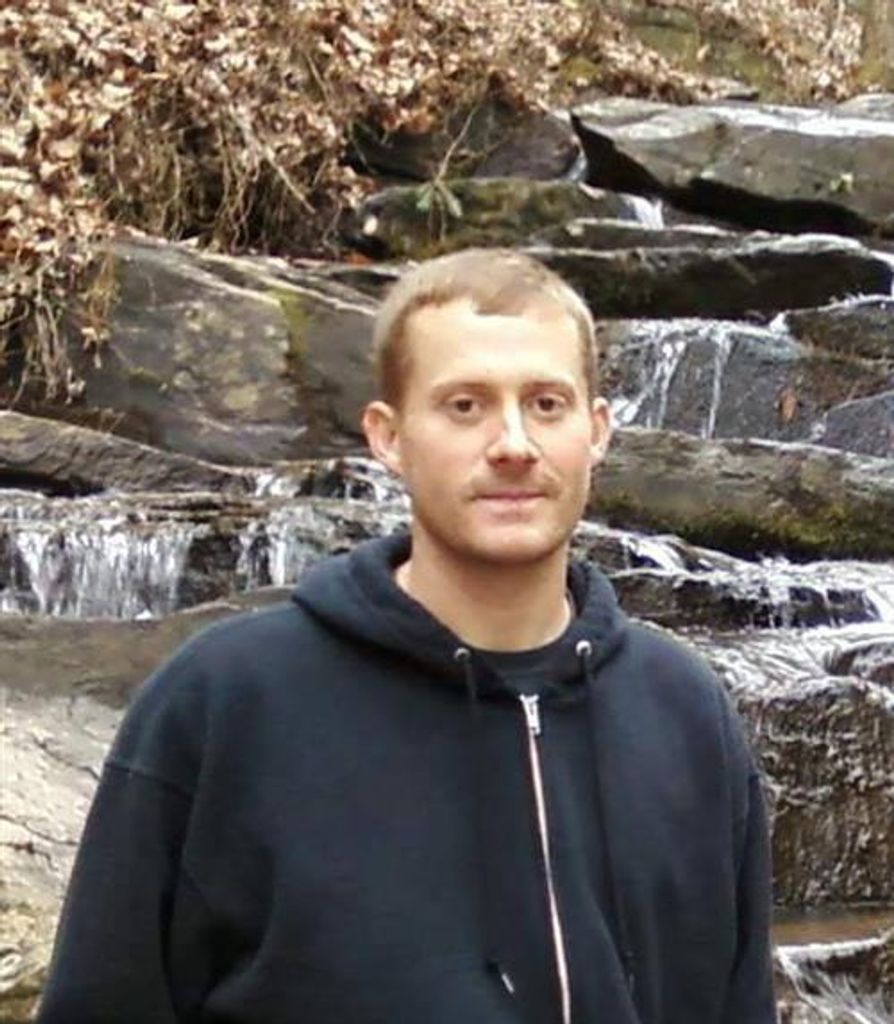 Daniel Moore Ellis Profile Photo