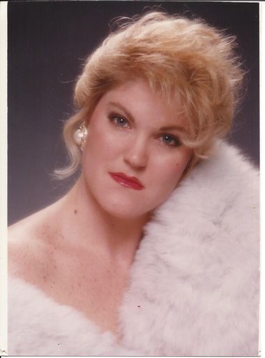 Hilary Beth VanDevelde Profile Photo