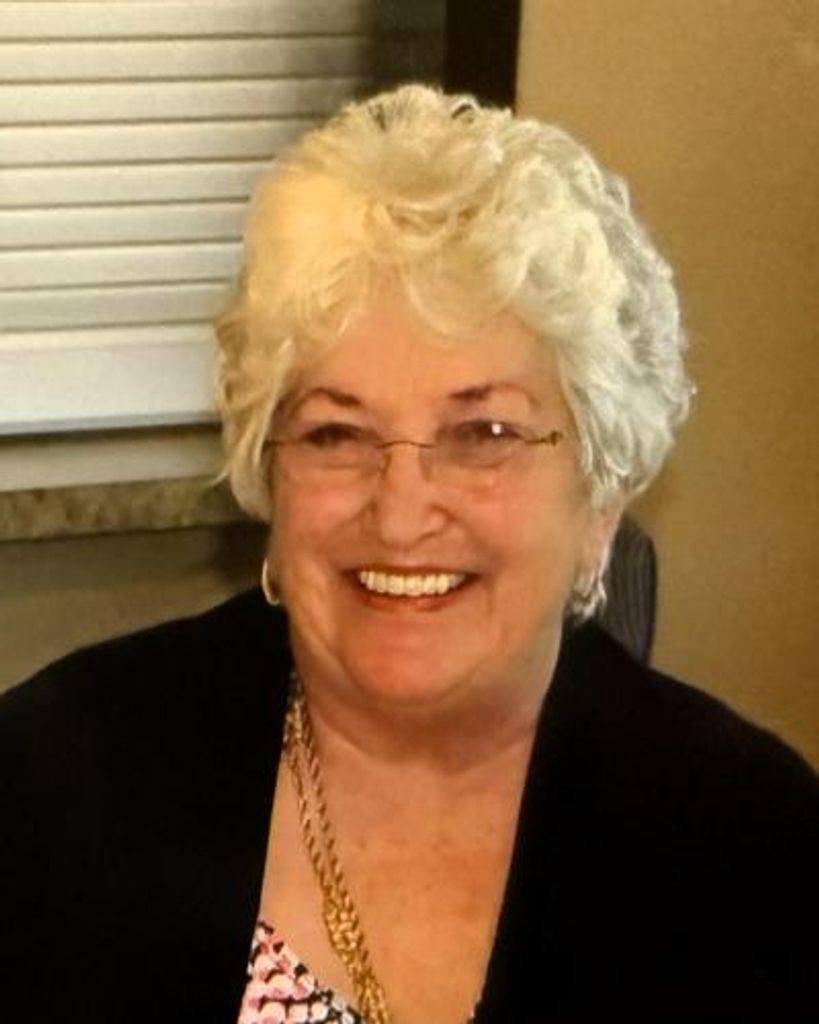 Sarah Lee Parker Profile Photo