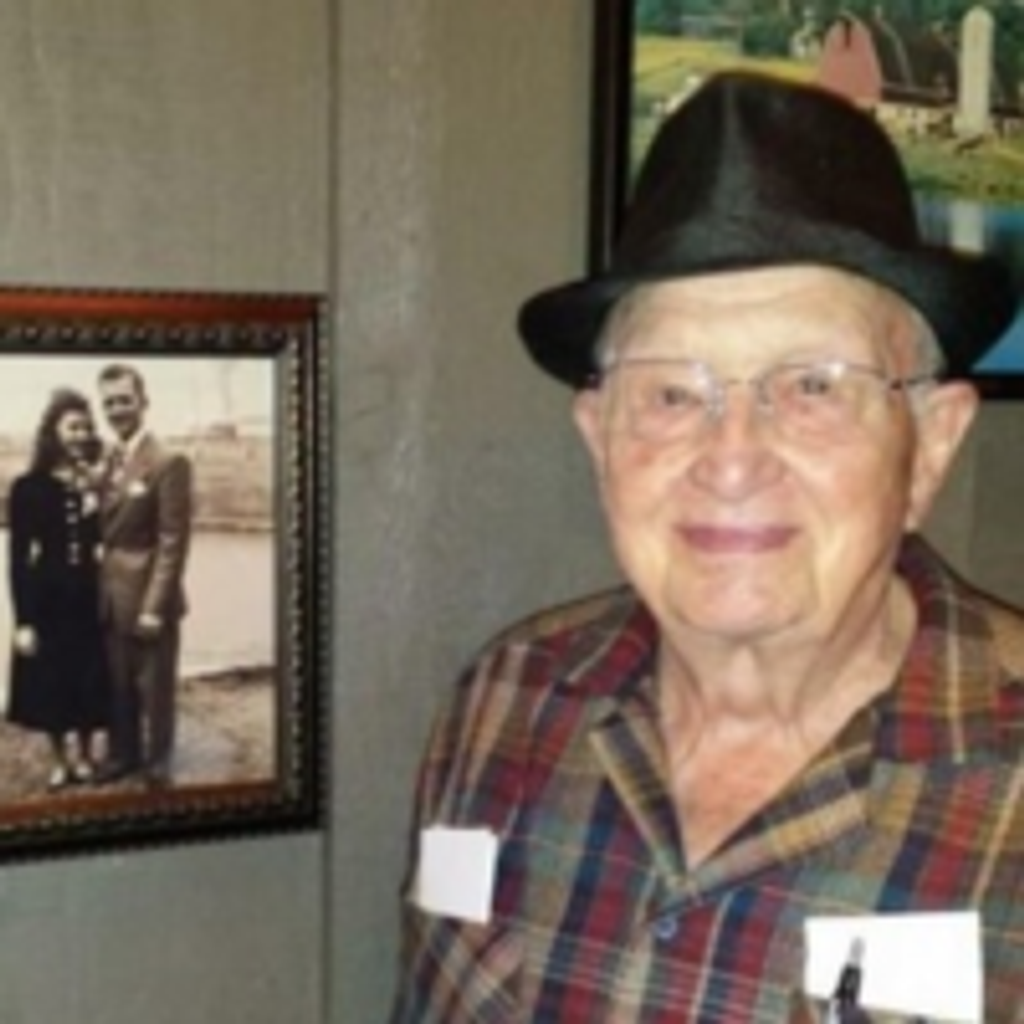 Alexander Gossett Profile Photo
