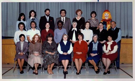 Elizabeth McGrade photo gallery thumbnail 8 of 9