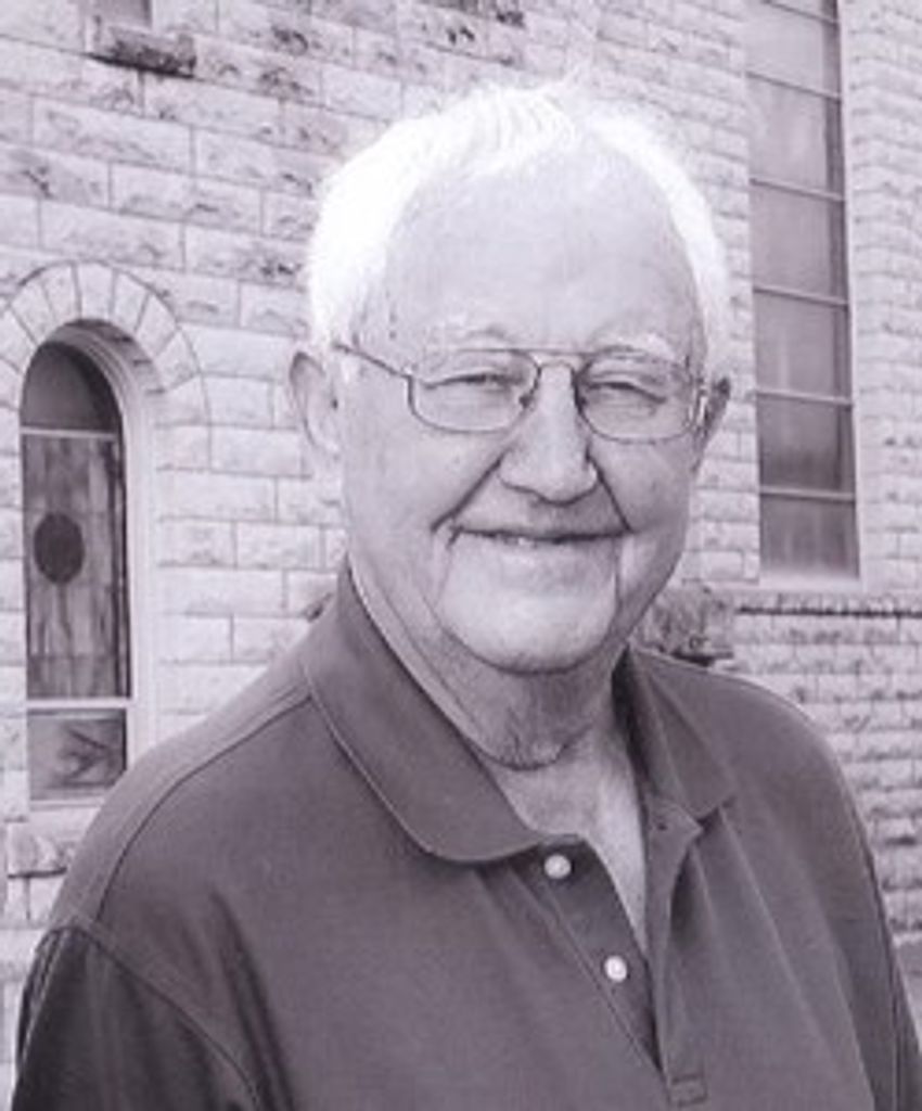 Vernon E. "Vern" Hecker Profile Photo
