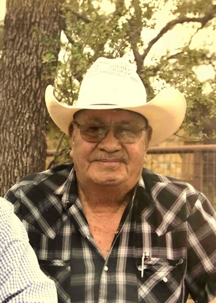 Jose Briones Cuevas Profile Photo