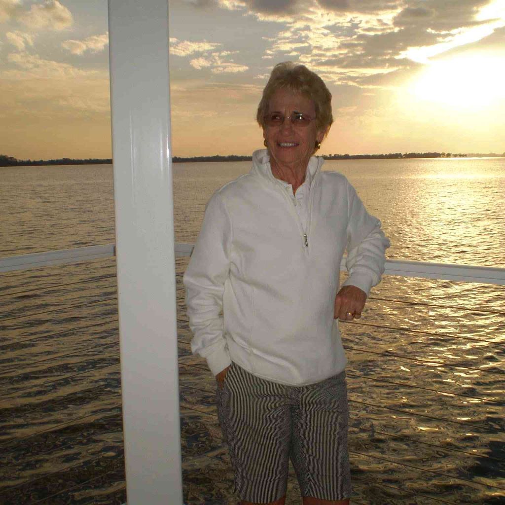 Angela Blasse Profile Photo