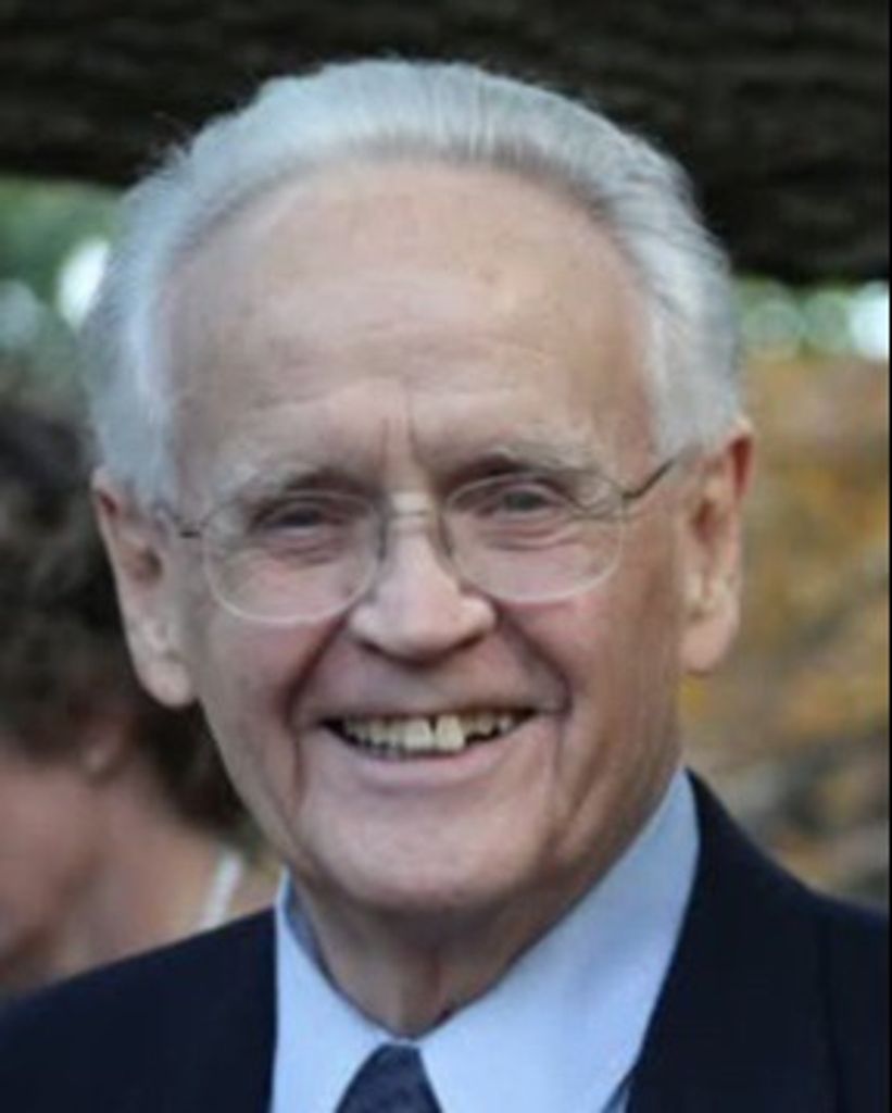 E. Wayne Thomas