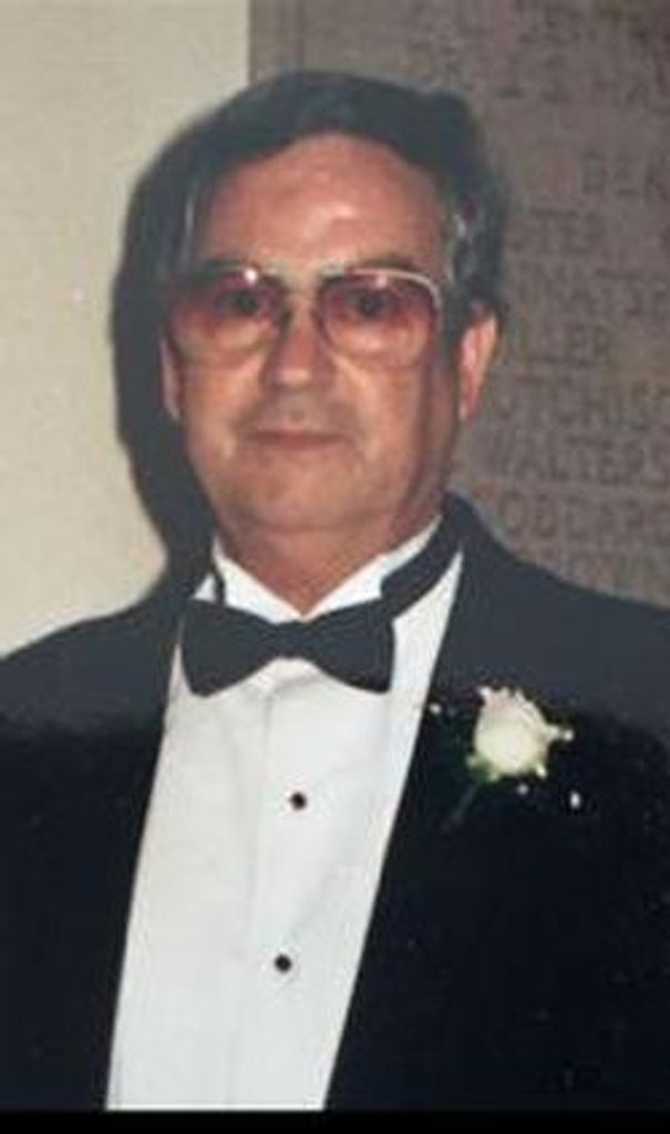 Robert L Daugherty